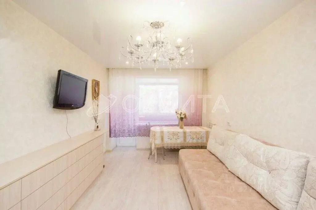 1-к кв. Тюменская область, Тюмень Тульская ул., 5 (30.7 м) - Фото 1