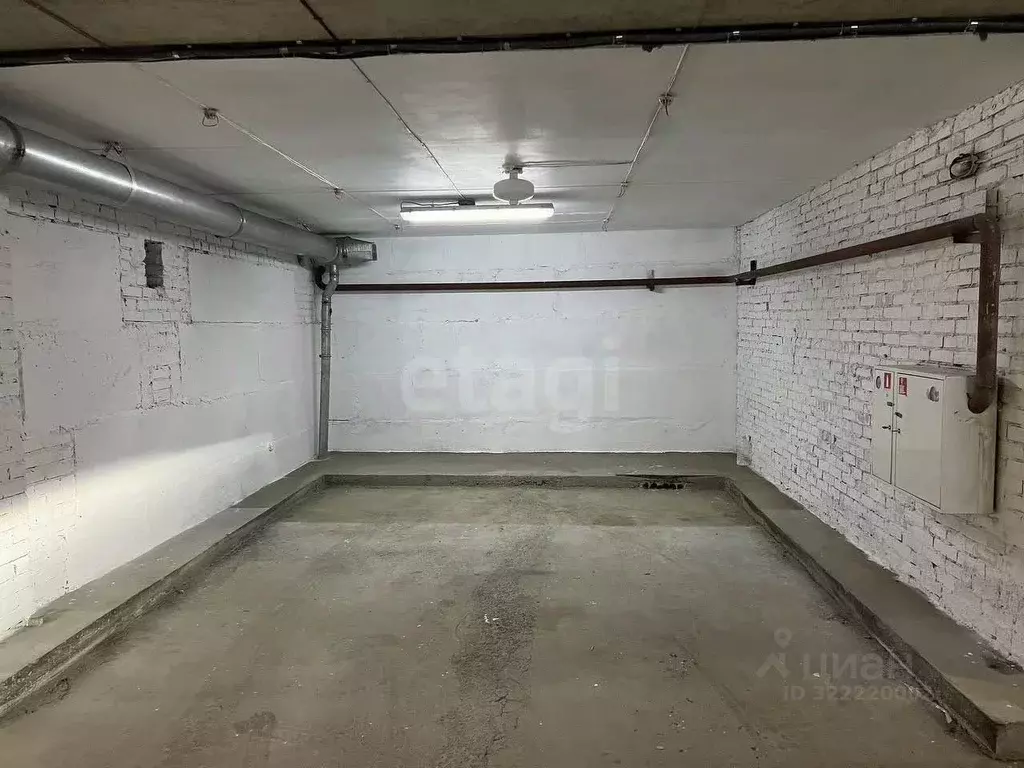 Гараж в Новосибирская область, Новосибирск ул. Кирова, 27 (30 м) - Фото 1