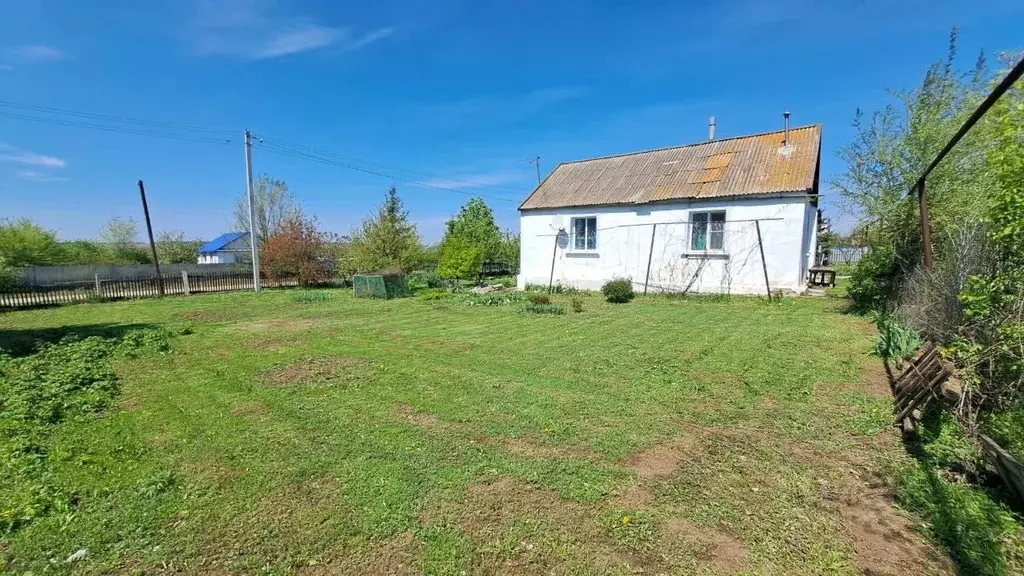 Дом в Саратовская область, Ершовский район, Декабристское ... - Фото 2