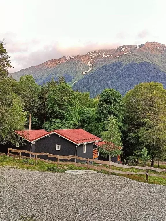 Коттедж в Карачаево-Черкесия, Зеленчукский район, с. Архыз, ... - Фото 2