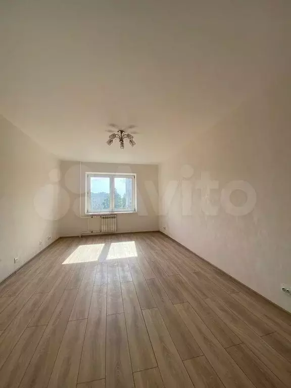 1-к. квартира, 50 м, 4/15 эт. - Фото 1