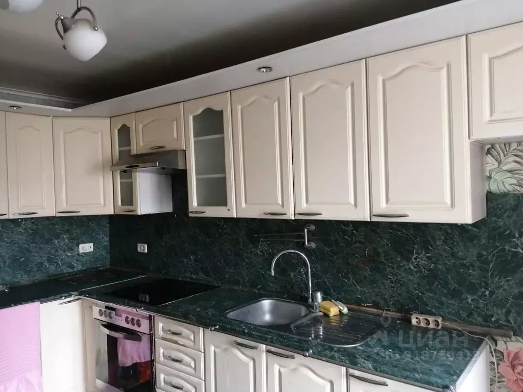 3-к кв. Алтайский край, Барнаул ул. Чкалова, 89 (72.0 м) - Фото 0