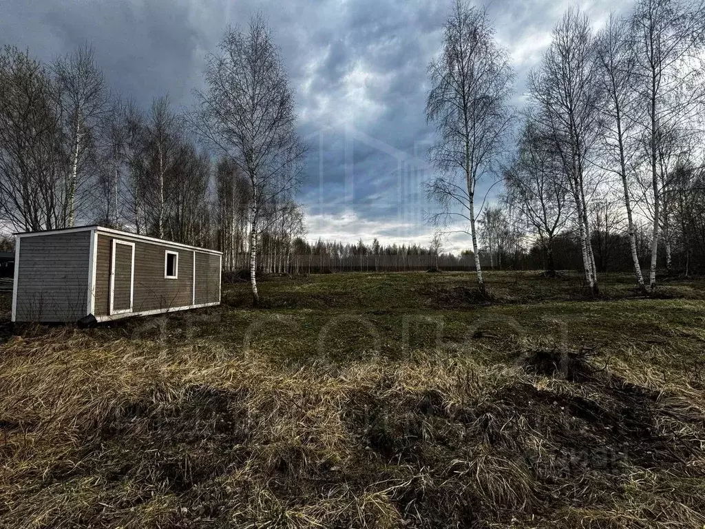Участок в Московская область, Сергиево-Посадский городской округ, д. ... - Фото 0