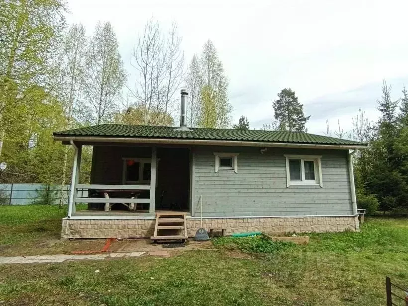 Дом в Ленинградская область, Гатчинский район, Вырица городской ... - Фото 1