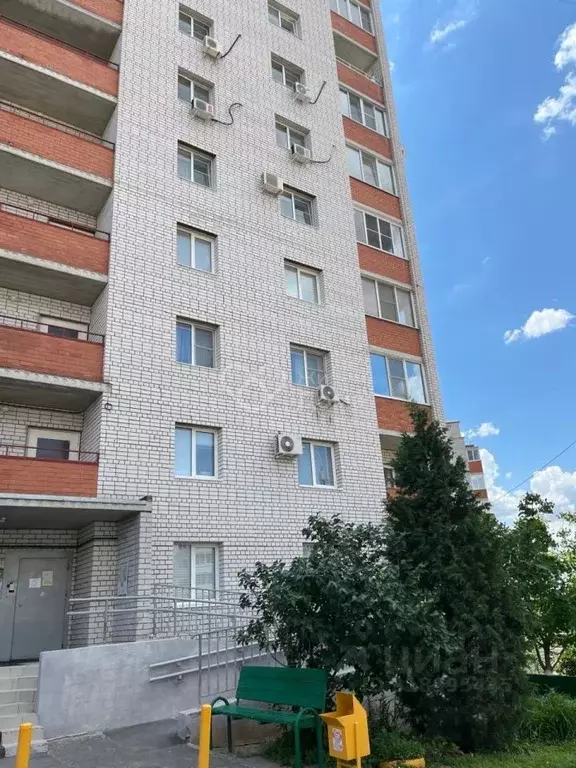 3-к кв. Волгоградская область, Волгоград ул. имени Хорошева, 8Б (89.6 ... - Фото 0