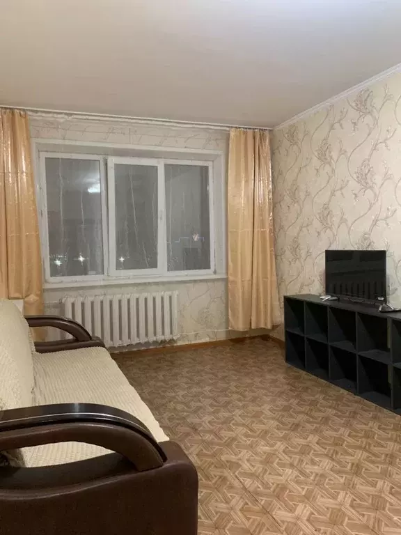 1-к кв. Татарстан, Набережные Челны Цветочный бул., 1 (36.0 м) - Фото 1