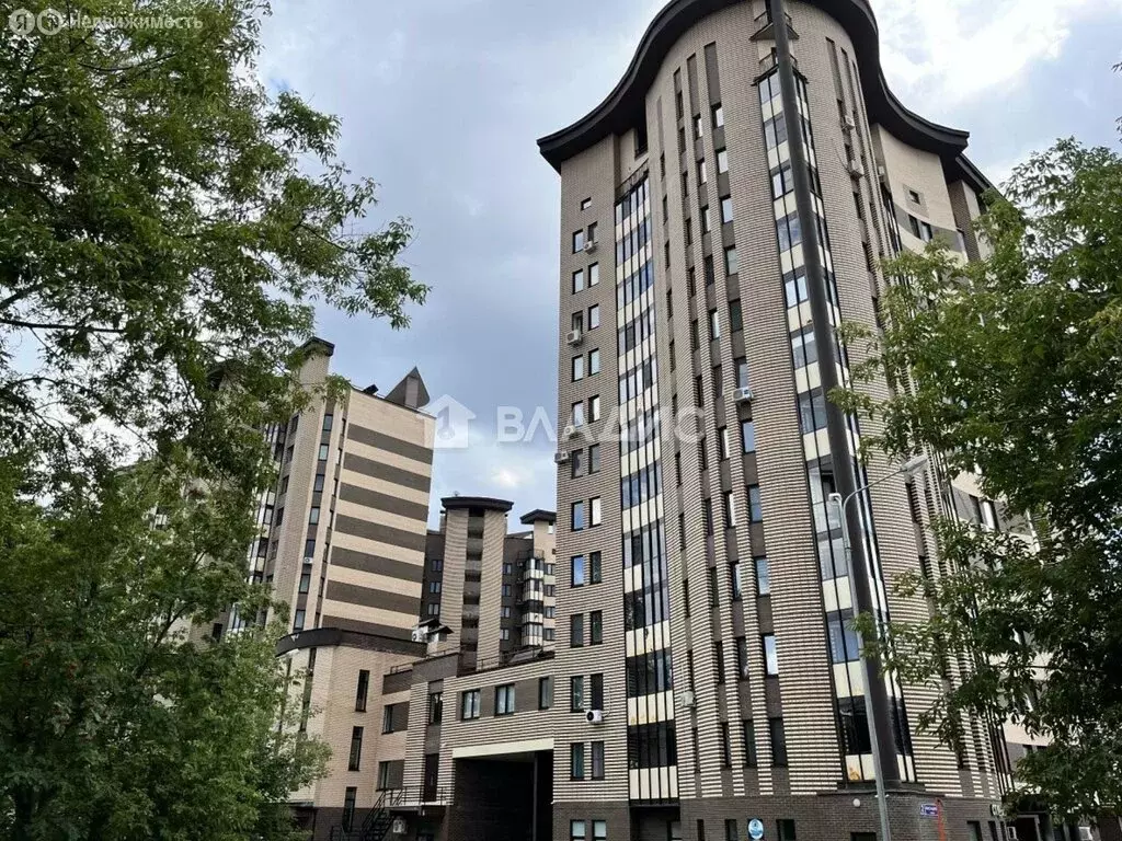 2-комнатная квартира: посёлок городского типа Лесной Городок, Фасадная ... - Фото 1