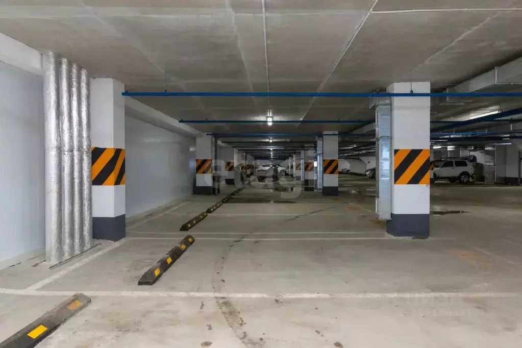 Гараж в Тюменская область, Тюмень ул. Тимофея Чаркова, 83с2 (14 м) - Фото 1