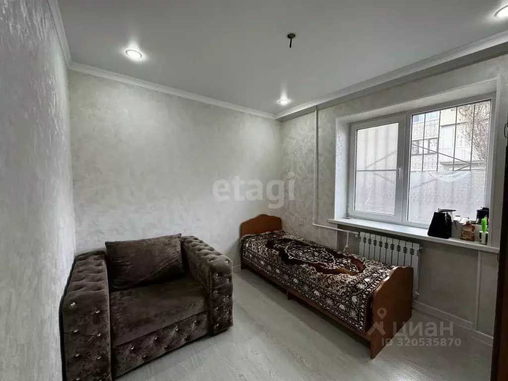 2-к кв. Карачаево-Черкесия, Черкесск Октябрьская ул., 48 (38.1 м) - Фото 0