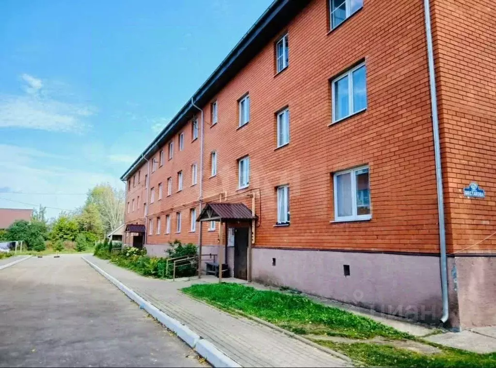 2-к кв. Калужская область, Бабынинский муниципальный округ, Воротынск ... - Фото 1