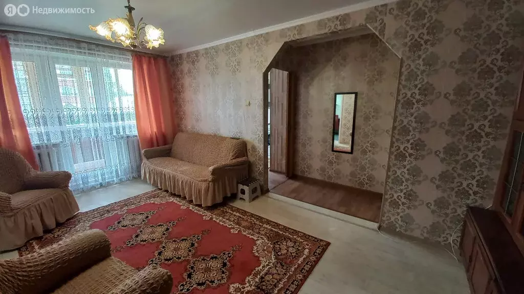 2-комнатная квартира: посёлок городского типа Кромы, Заводской ... - Фото 0