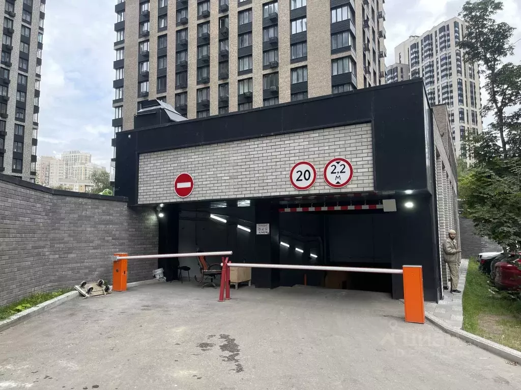 Гараж в Москва Фестивальная ул., 15К2 (18 м) - Фото 1