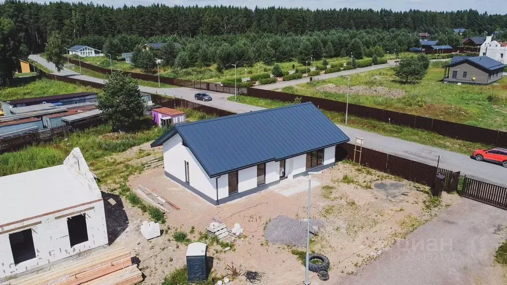 Дом в Ленинградская область, Выборгский район, Полянское с/пос, Уют у ... - Фото 1