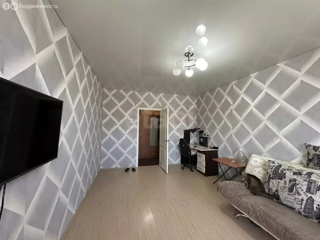 2-комнатная квартира: Златоуст, улица имени В.П. Чкалова, 118 (46.3 м) - Фото 0