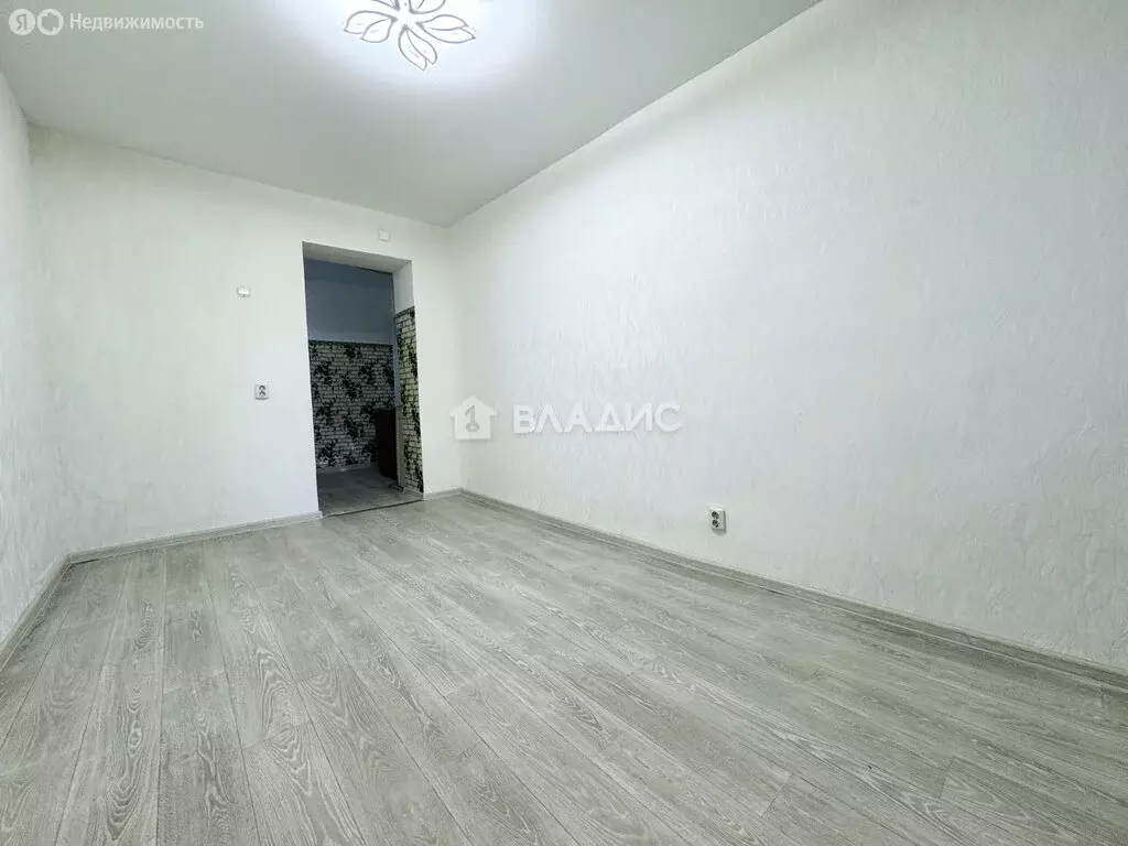 1к в 4-комнатной квартире (17.1 м) - Фото 1