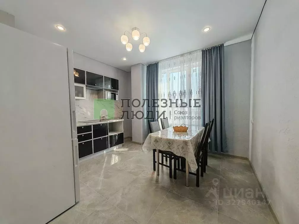 2-к кв. Курганская область, Курган Заозерный жилрайон, 1-й мкр, 22 ... - Фото 1