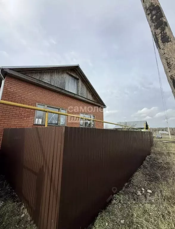 Дом в Пензенская область, Кузнецкий район, с. Козляковка Молодежная ... - Фото 1