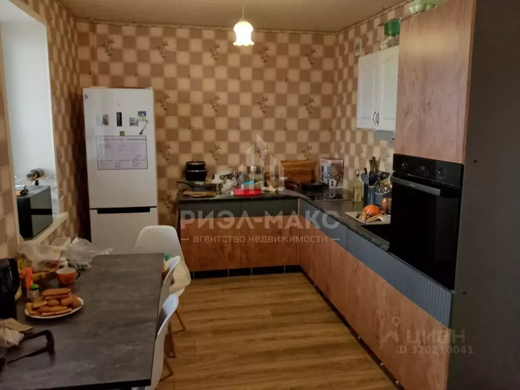 2-к кв. Брянская область, Брянск Московский просп., 87 (73.5 м) - Фото 1