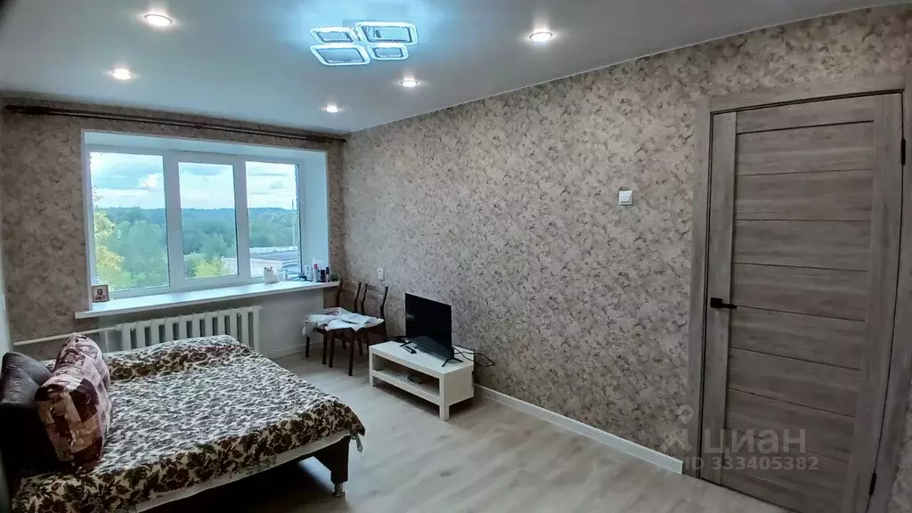 2-к кв. Ленинградская область, Тихвин 1-й мкр, 29 (45.0 м) - Фото 1