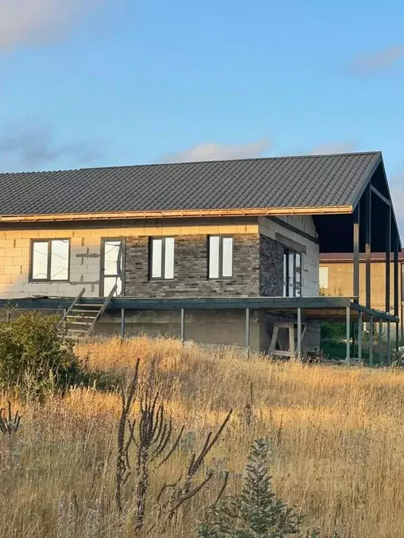 Дом в Севастополь ул. 2-я Линия (105 м) - Фото 1