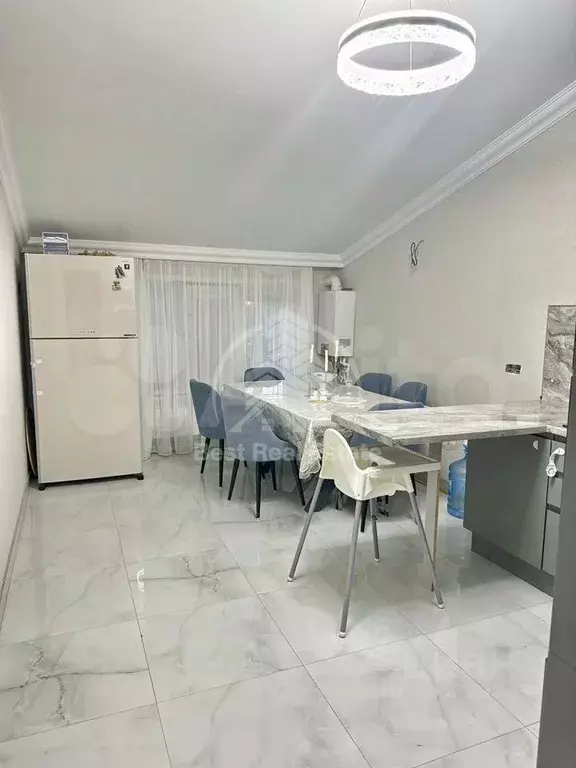 2-к кв. Дагестан, Махачкала ул. Эльзы Ибрагимовой, 27Г (80.0 м) - Фото 1