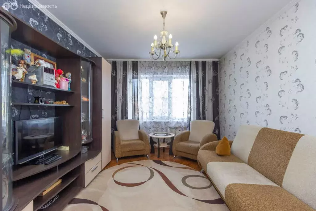 3-комнатная квартира: Омск, улица Лукашевича, 2 (62.6 м) - Фото 2