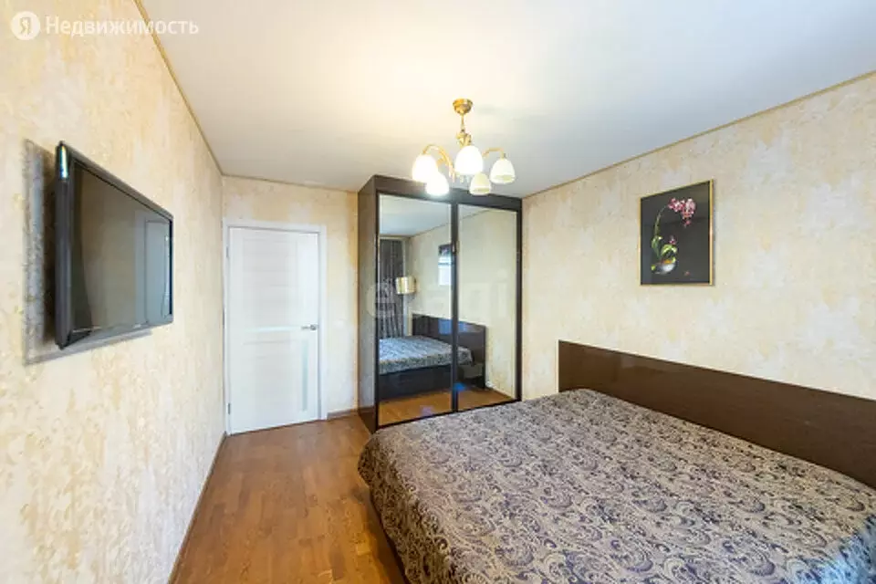 3-комнатная квартира: Хабаровск, улица Флегонтова, 4 (74.4 м) - Фото 0