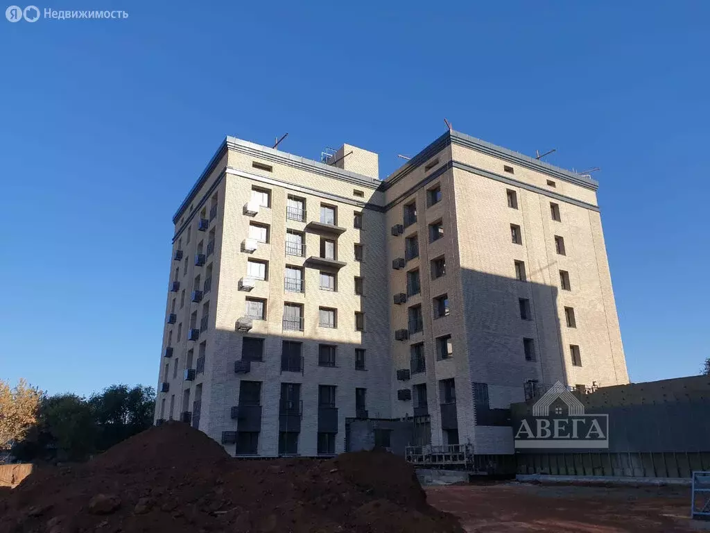 3-комнатная квартира: Оренбург, Яицкая улица, 11 (85 м) - Фото 1