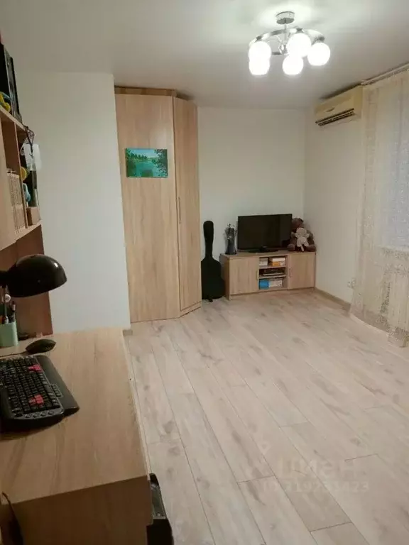 1-к кв. Свердловская область, Екатеринбург ул. 8 Марта, 120 (31.5 м) - Фото 1