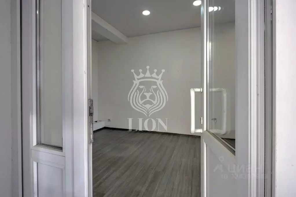 Помещение свободного назначения в Крым, Алушта ул. Партизанская, 9В ... - Фото 1