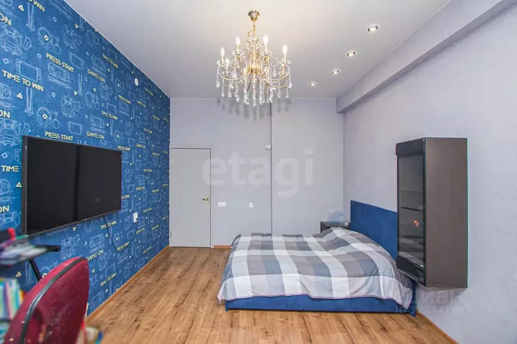 3-к кв. Бурятия, Улан-Удэ 102-й мкр, ул. Ринчино, 2В (76.4 м) - Фото 1