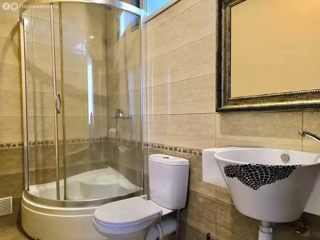 Дом в Ялта, Большевистская улица, 31 (250 м) - Фото 1