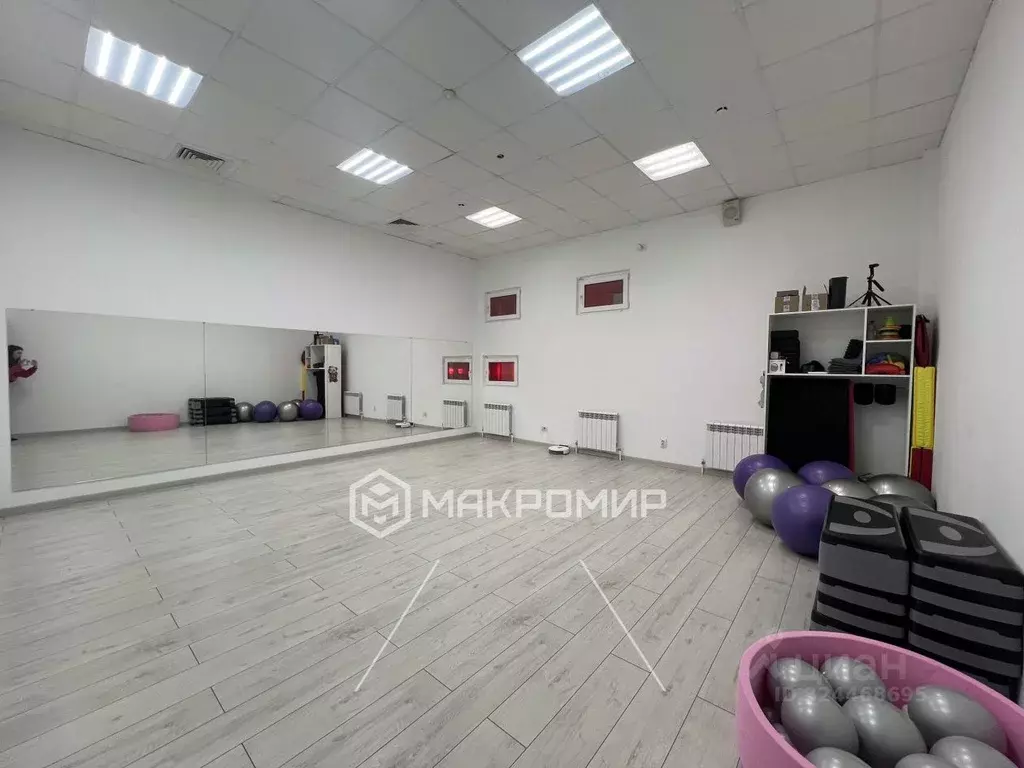 Помещение свободного назначения в Брянская область, Брянск Авиационная ... - Фото 1