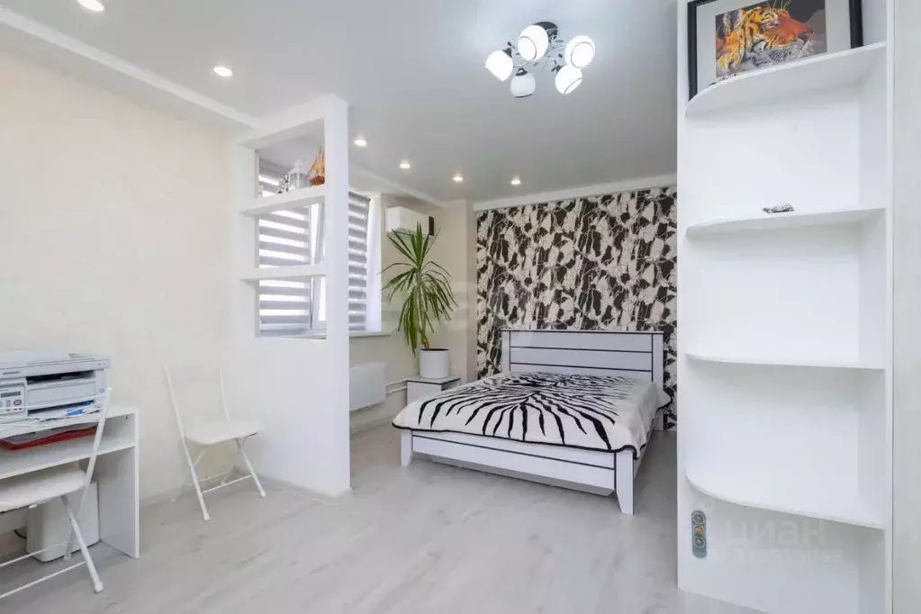 2-к кв. Тюменская область, Тюмень ул. Вересковая, 9 (65.0 м) - Фото 1