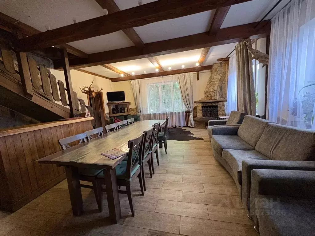 Дом в Алтай, Майминский район, с. Усть-Муны ул. Кошурникова, 1 (250 м) - Фото 2