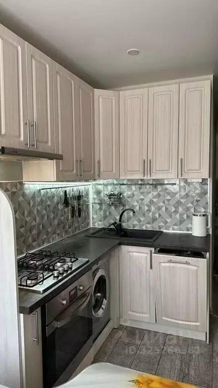 3-к кв. Башкортостан, Уфа ул. Рихарда Зорге, 10 (63.0 м) - Фото 1