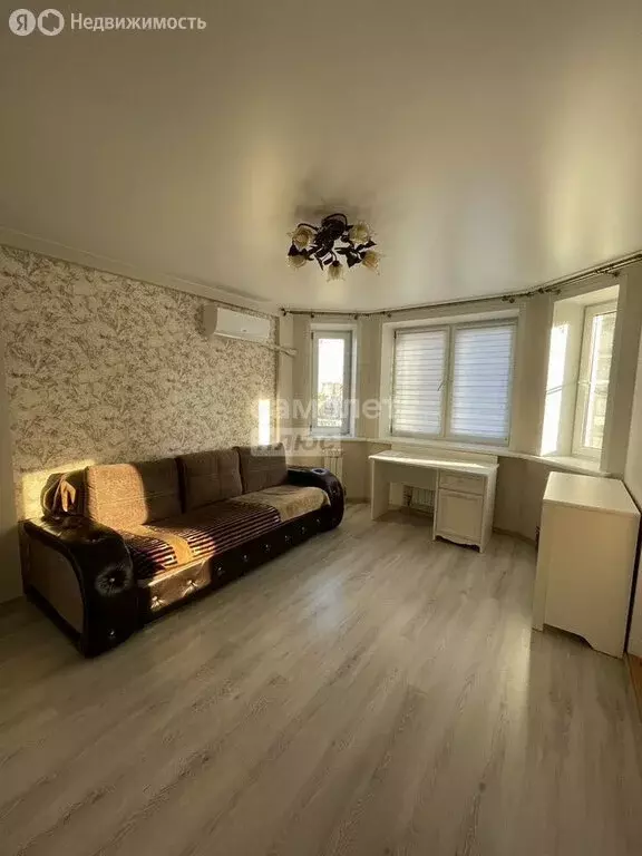 2-комнатная квартира: Липецк, улица Е.И. Замятина, 4Б (64 м) - Фото 1