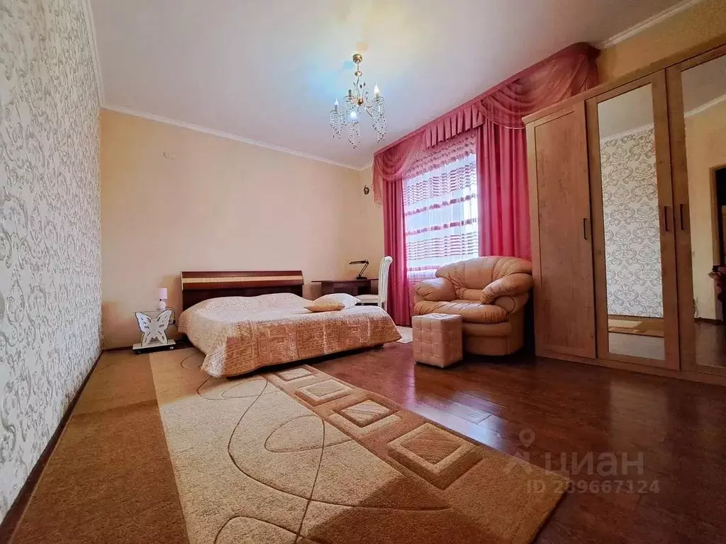 1-к кв. Ставропольский край, Железноводск Октябрьская ул., 10 (51.0 м) - Фото 0