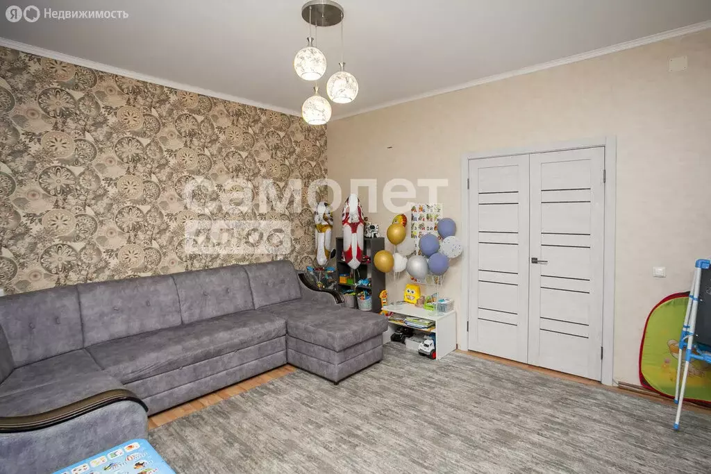 3-комнатная квартира: Кемерово, Кузнецкий проспект, 276 (72.2 м) - Фото 1