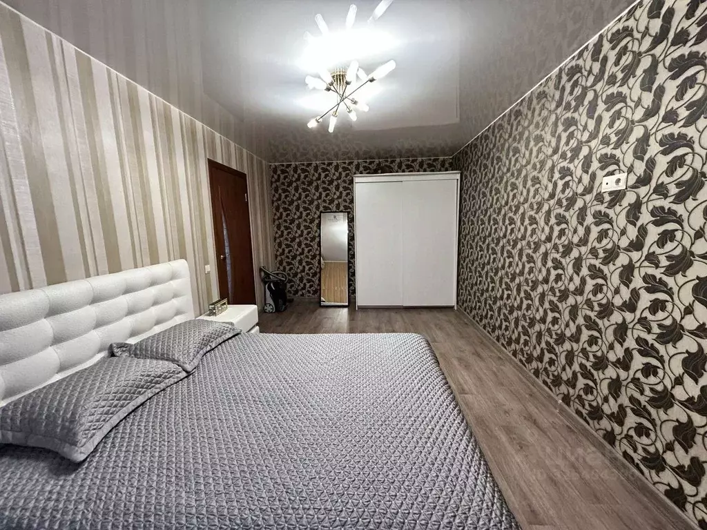 1-к кв. Челябинская область, Челябинск ул. Чайковского, 70а (40.0 м) - Фото 1