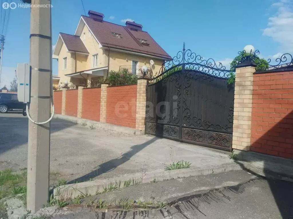 Дом в Миасс, Уржумская улица (323 м) - Фото 1