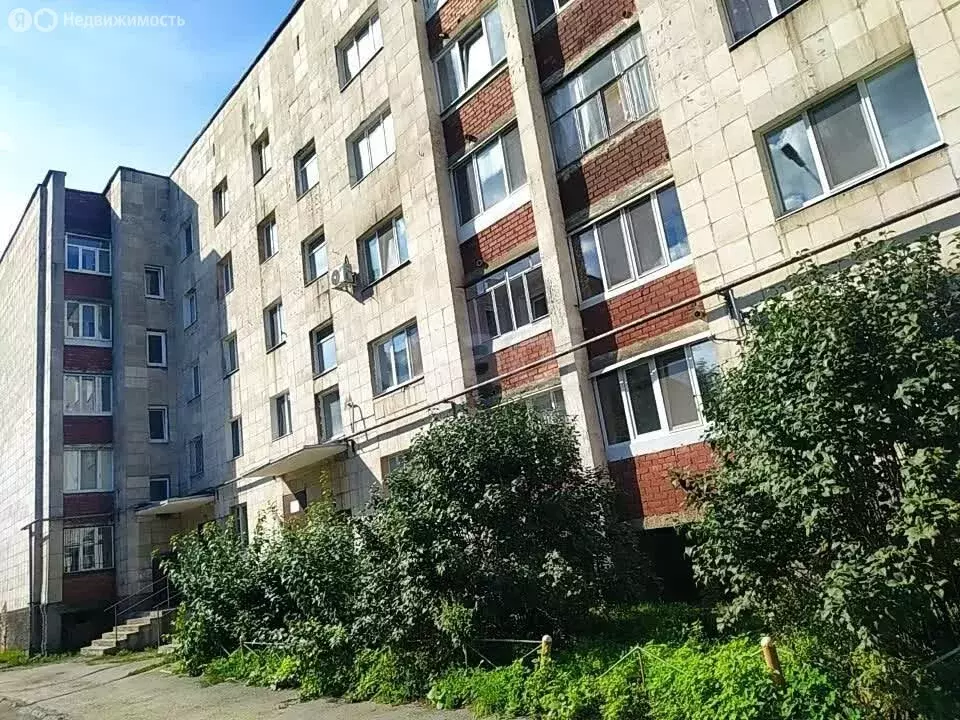 1-комнатная квартира: Нижний Тагил, улица Быкова, 27 (43 м) - Фото 1