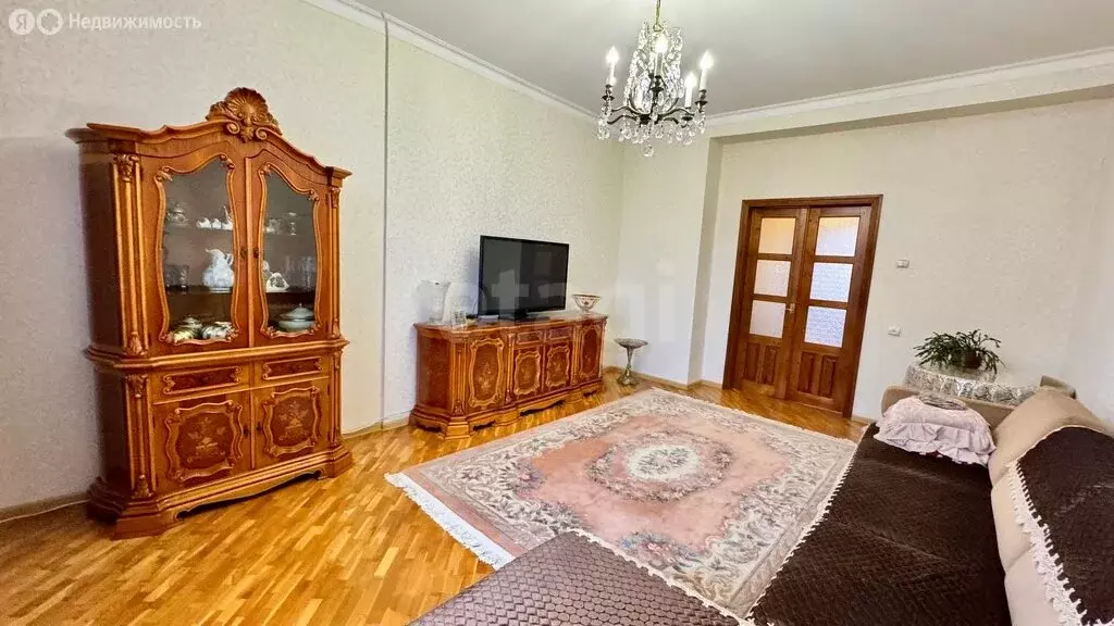 3-комнатная квартира: Махачкала, улица Братьев Нурбагандовых, 4 (90 м) - Фото 2