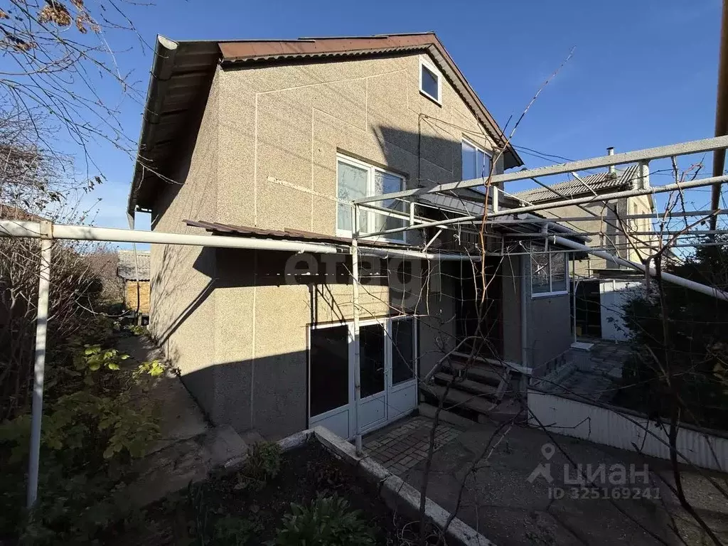 Дом в Крым, Симферопольский район, Перовское с/пос, Кооператор садовое ... - Фото 1