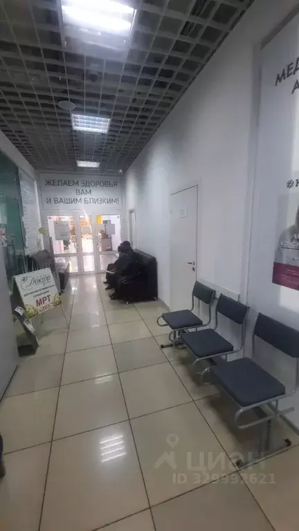 Помещение свободного назначения в Пензенская область, Пенза просп. ... - Фото 2