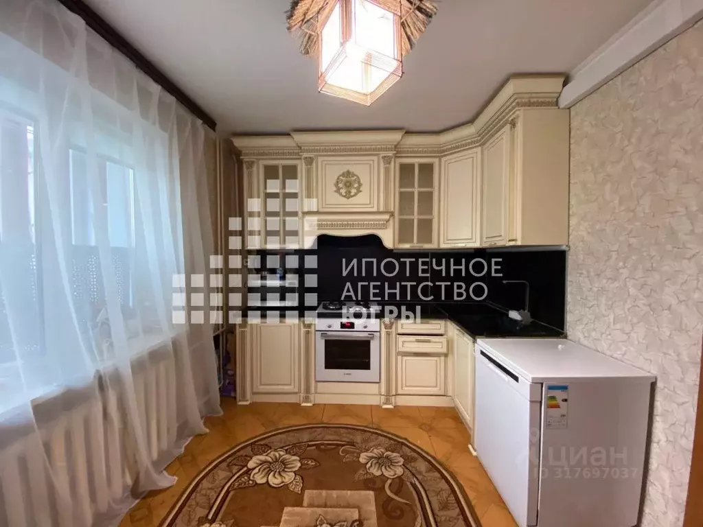 3-к кв. Ханты-Мансийский АО, Ханты-Мансийск ул. Собянина, 5 (80.0 м) - Фото 0