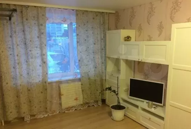 1-к. квартира, 35 м, 4/9 эт. - Фото 1