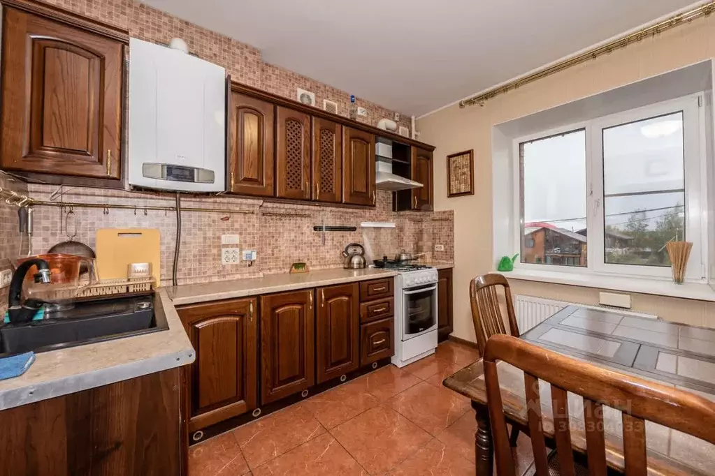 3-к кв. Вологодская область, Череповец ул. Южная, 20 (78.1 м) - Фото 0