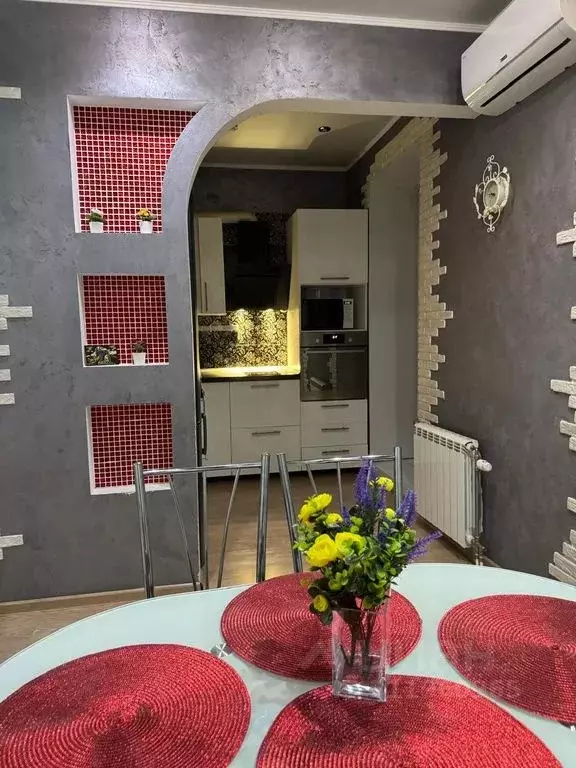 3-к кв. Омская область, Омск ул. Перелета, 27 (60.0 м) - Фото 1