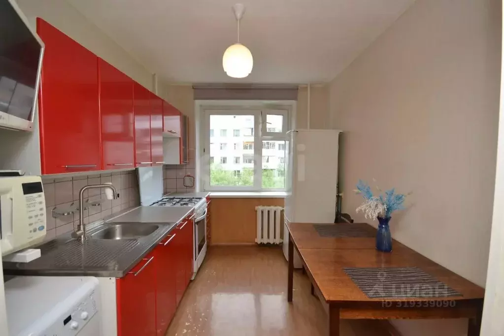 4-к кв. Саха (Якутия), Якутск ул. Бестужева-Марлинского, 7/5 (70.5 м) - Фото 1